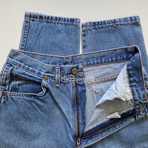 CHIC Vintage High Rise Mom Jeans Tapered Leg 30” waist - Picture 8 of 10